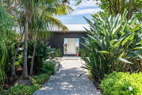 Photo of property in 1123 Cove Road, Langs Beach, Waipu, 0582