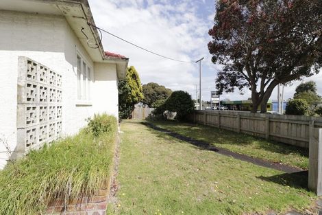 Photo of property in 93 Puriri Street, Gonville, Whanganui, 4501