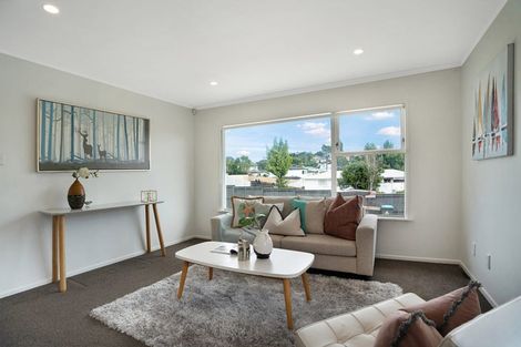 Photo of property in 11 Oriana Avenue, Lynfield, Auckland, 1042
