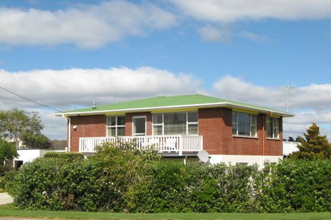 Photo of property in 1 Ohiwa Parade, Ohope, 3121