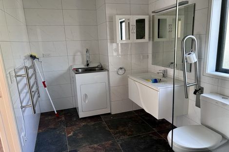 Photo of property in 133 Codlin Road, Waiuku, 2682
