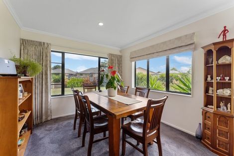 Photo of property in 8 Brookside Close, Highbury, Palmerston North, 4412