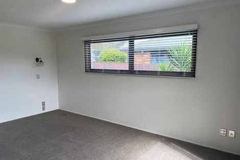 Photo of property in 10 Berwick Place, Mount Maunganui, 3116