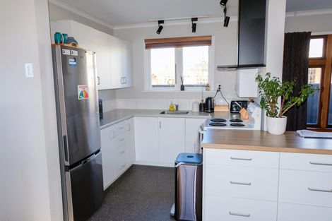 Photo of property in 11 Stuart Street, Holmes Hill, Oamaru, 9401