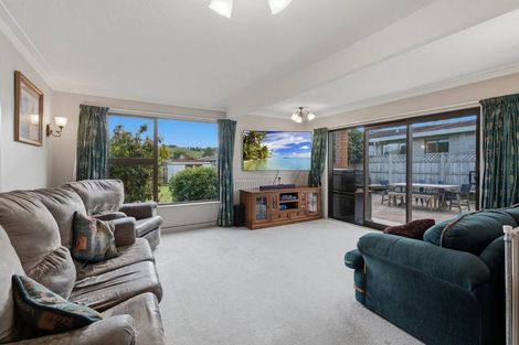 Photo of property in 9 Kerwood Place, Gore, 9710