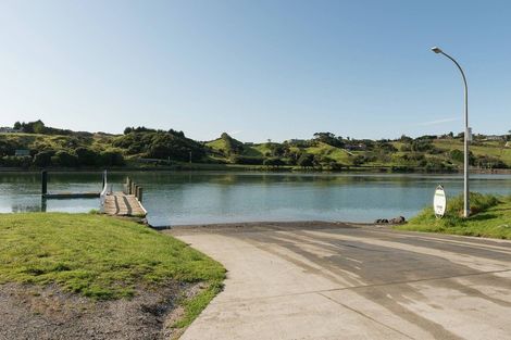 Photo of property in 55 Taipa Point Road, Taipa, 0420