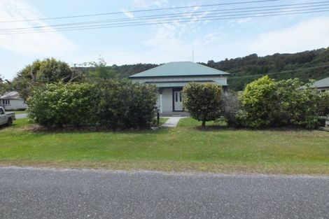 Photo of property in 83 Dick Street, Reefton, 7830