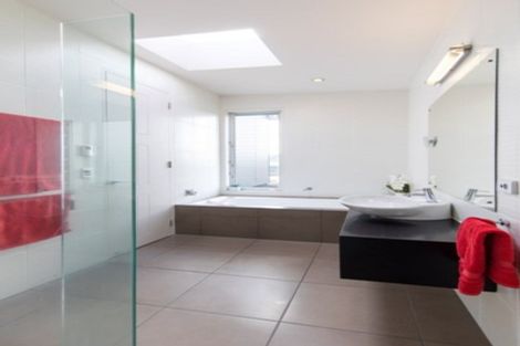 Photo of property in 10 Barrister Avenue, Mount Roskill, Auckland, 1042