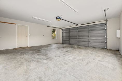 Photo of property in 5 The Pier, Whitby, Porirua, 5024