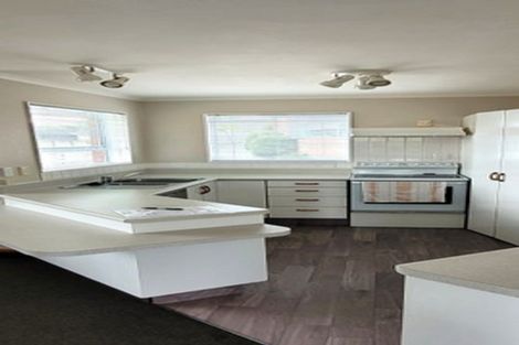 Photo of property in 8 Burns Street, Westown, New Plymouth, 4310