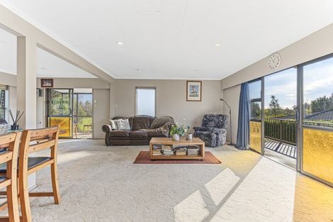 Photo of property in 10b Hickford Place, Okato, 4335