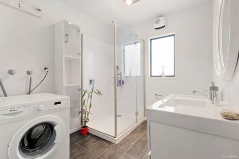 Photo of property in 16 Bannerman Road, Morningside, Auckland, 1022