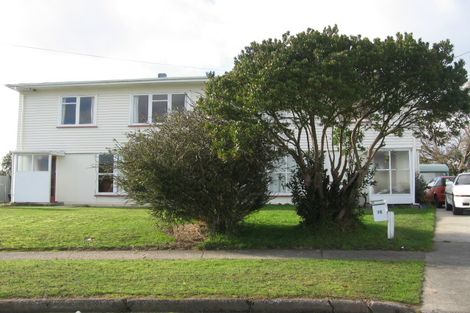 Photo of property in 10-11 Anne Street, Feilding, 4702