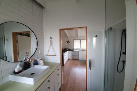 Photo of property in 2/8 Alpha Street, Papakura, 2110