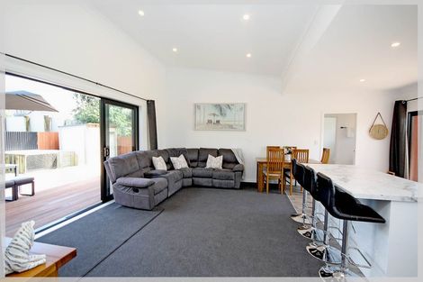 Photo of property in 6 Dustin Street, Foxton Beach, Foxton, 4815