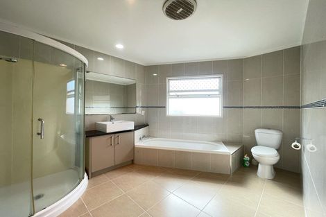 Photo of property in 1/3 Macleans Road, Bucklands Beach, Auckland, 2014