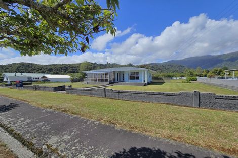 Photo of property in 44 Aylmer Street, Ross, 7812