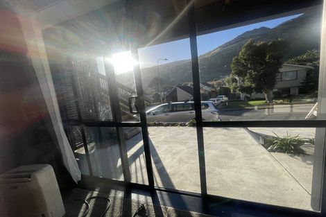 Photo of property in 4 Heathvale Place, Heathcote Valley, Christchurch, 8022