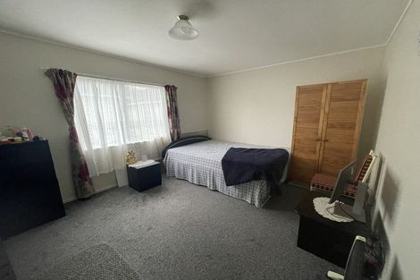 Photo of property in 1 Strand Crescent, Naenae, Lower Hutt, 5011