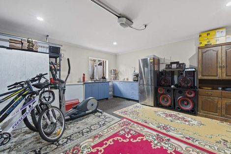 Photo of property in 57 Pitt Avenue, Clendon Park, Auckland, 2103