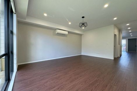 Photo of property in 12 Routhmore Street, Flat Bush, Auckland, 2019