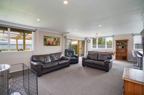 Photo of property in 33 Pomona Road West, Makarewa, Invercargill, 9876