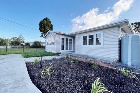Photo of property in 22 Rathgar Road, Henderson, Auckland, 0610