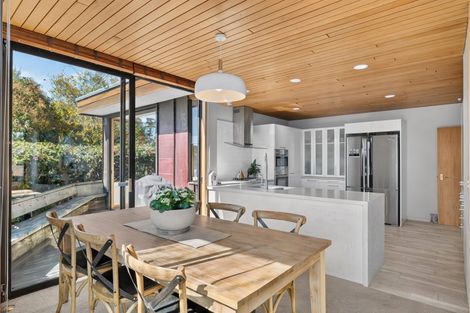 Photo of property in 137 Princes Drive, Britannia Heights, Nelson, 7010