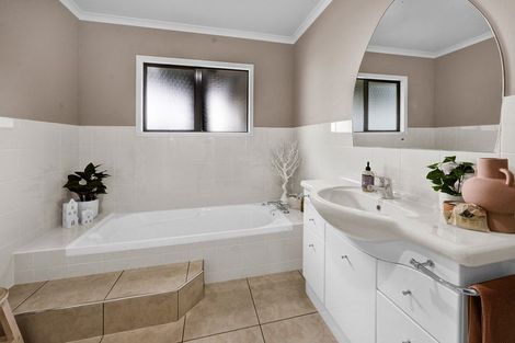 Photo of property in 47 Rata Street, Hawera, 4610