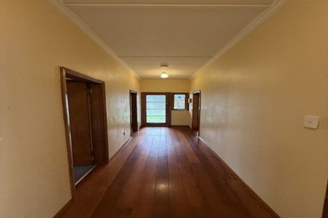 Photo of property in 187 The Parade, Island Bay, Wellington, 6023