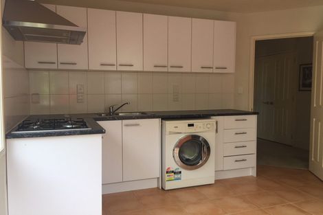 Photo of property in 19 Grammar School Road, Pakuranga, Auckland, 2010