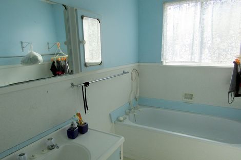 Photo of property in 31 Johnston Road, Kawakawa, 0210