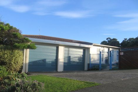 Photo of property in 11 Eskdale Road, Papakowhai, Porirua, 5024