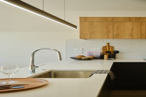 Photo of property in 66 Weldene Avenue, Glenfield, Auckland, 0629