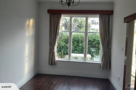 Photo of property in 71 Majoribanks Street, Mount Victoria, Wellington, 6011