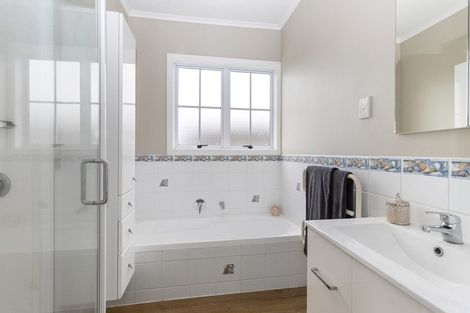 Photo of property in 12 Terrace Street, Putaruru, 3411