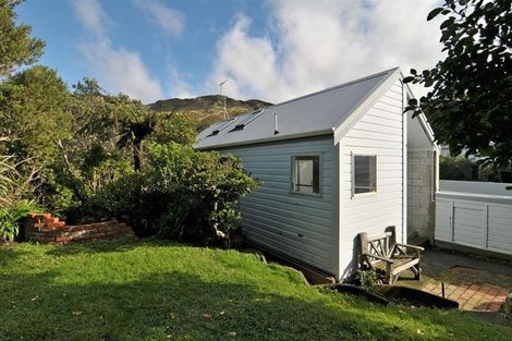 Photo of property in 16b Ngarimu Grove, Ngaio, Wellington, 6035