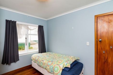 Photo of property in 34 Duncan Street, Tawa, Wellington, 5028
