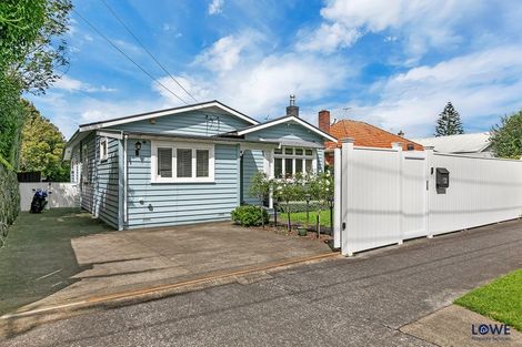 Photo of property in 52 Taylors Road, Mount Albert, Auckland, 1025