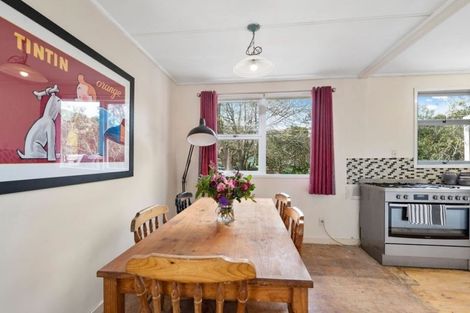 Photo of property in 45 Makiri Street, Helensville, 0800