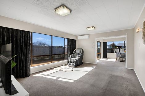 Photo of property in 323 Mangorei Road, Merrilands, New Plymouth, 4312