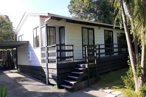 Photo of property in 3/180 Henderson Valley Road, Henderson, Auckland, 0612