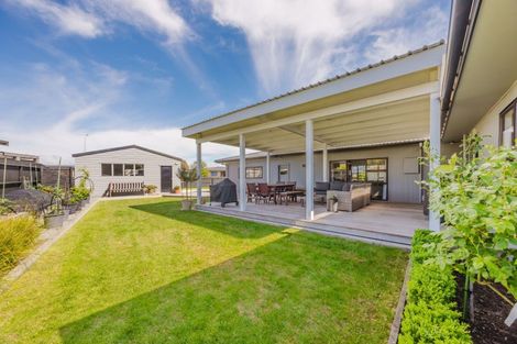 Photo of property in 2 Willow Grove, Waipukurau, 4200