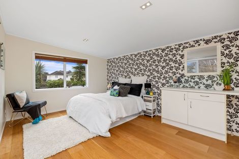 Photo of property in 42 Philomel Crescent, Bayswater, Auckland, 0622