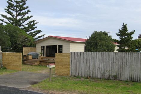 Photo of property in 4 Ruby Cove, Omaha, 0986