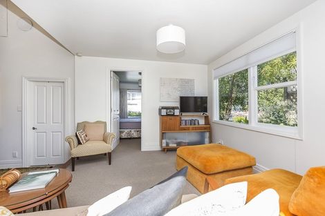 Photo of property in 5 Stafford Street, Mount Victoria, Wellington, 6011