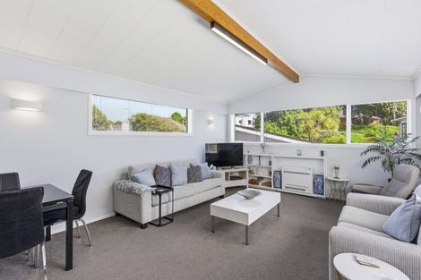 Photo of property in 17 Margaret Road, Raumati Beach, Paraparaumu, 5032