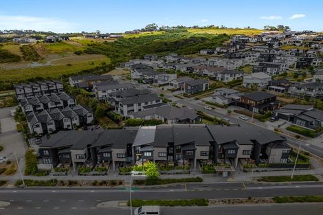 Photo of property in 116 Te Oneroa Way, Long Bay, Auckland, 0630