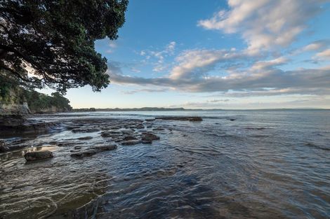 Photo of property in 32 Whale Cove, Stanmore Bay, Whangaparaoa, 0932