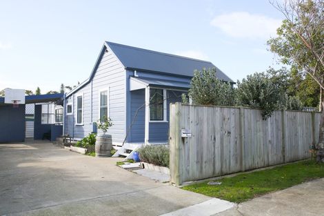 Photo of property in 9 Allens Lane, Clive, 4102